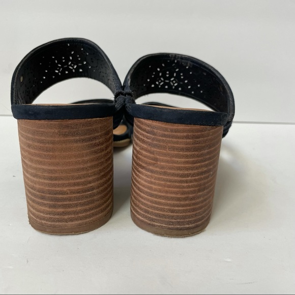 Tommy Hilfiger Women’s Blue Laser Cut Stacked Block Heeled Sandals 
Size 8.5 - Picture 8 of 12